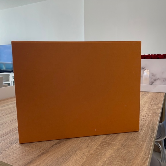 Louis Vuitton Box - Picture 3 of 6